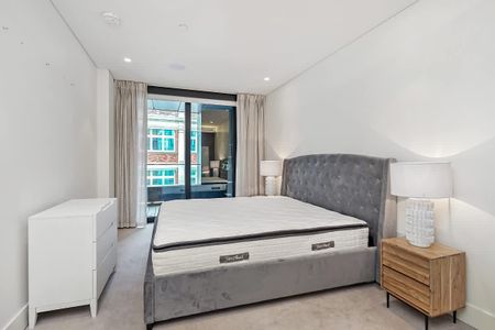 Rathbone Place, Fitzrovia, W1 - Photo 2