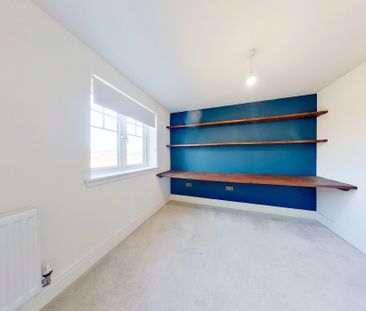 St Martin Crescent, Dundee - Photo 5