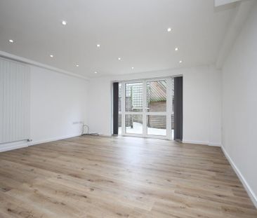 3 bedroom maisonette to rent - Photo 1