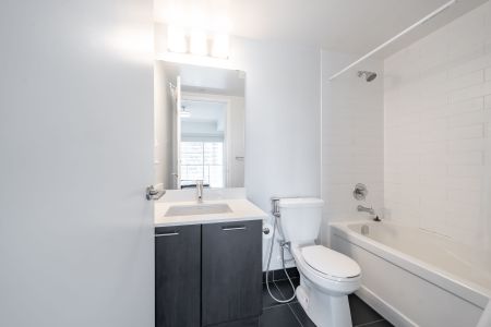 For Lease - 2220 Lake Shore Boulevard Unit# 909, Toronto, Ontario - Photo 5