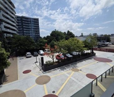 Stylish & Spacious 1 bedroom next to Brisbane River - Photo 6