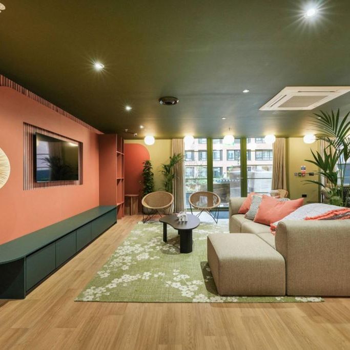 3 bedroom apartment to rent - Photo 1