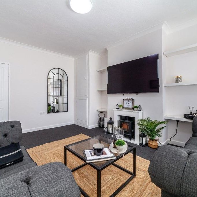 3 bedroom apartment to rent - Photo 1