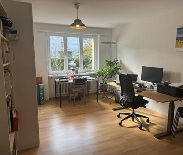 APPARTEMENT DE 3 PIÈCES À WINTERTHOUR - VELTHEIM, MEUBLÉ, TEMPORAIRE - Photo 4