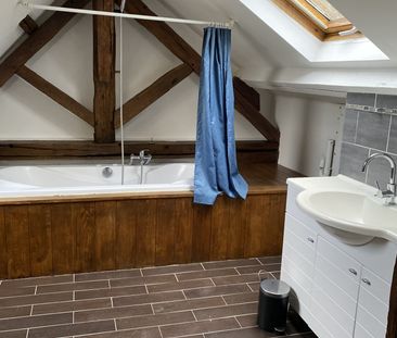 Appartement 3 pièces cosy type loft meublé Hyper centre Brie Comte ... - Photo 5