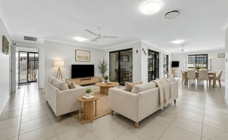 Spacious Family Home with a Large Backyard in Kirkwood - Photo 2