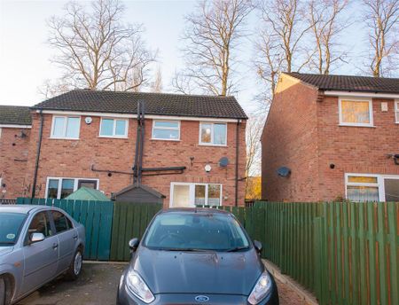 2 bedroom terraced house to rent - Photo 4