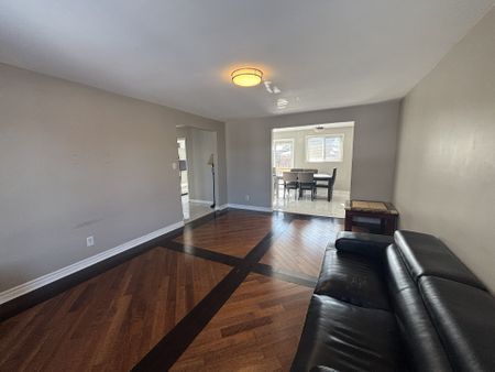 For Lease - 219 Mcmurchy Avenue Unit# Main, Brampton, Ontario - Photo 3