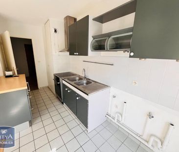 Location Appartement 3 pièces 66m² LILLE 59000 - Photo 5