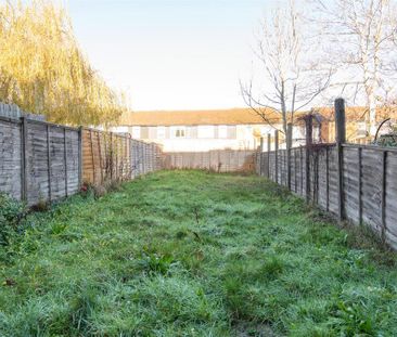 3 bedroom house to rent - Photo 2