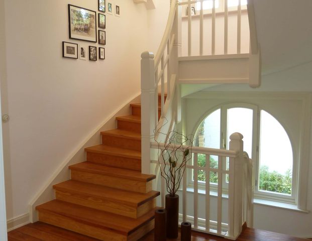 Stilvoll wohnen in Jugendstilvilla mit Garten – möbliertes Zimmer in ruhiger Lage - Foto 1