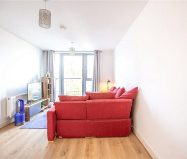2 bedroom apartment to rent - Photo 2