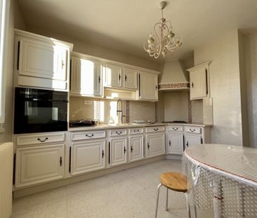 Location Maison 4 pièces 114m² CLERMONT FERRAND 63100 - Photo 2