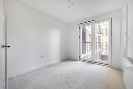 4 bedroom terraced house to rent - Photo 3