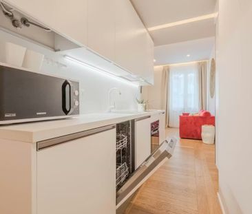 Viale Evaristo Stefini, Milan, Lombardy 20125 - Foto 4