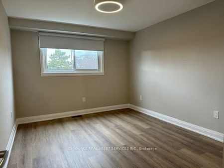 Semi-Detached Home For Lease | W8137332 - Photo 3