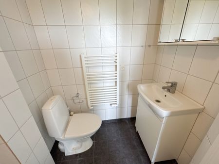 Lys og skøn 2-værelses lejlighed i Nørresundby - Photo 5