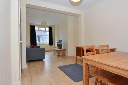 27 London Road, Belfast, BT6 8EY - Photo 3