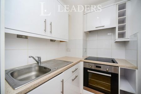 1 bedroom flat to rent - Photo 5