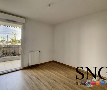 T3 AVEC BALCON ET PARKING - Photo 3