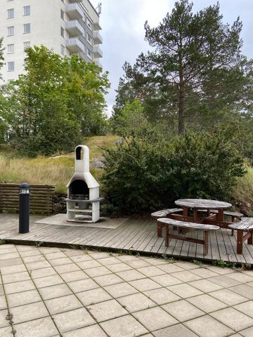 Skyllbergsgatan, Bandhagen - Photo 2