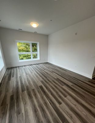 For Lease - 1100 Lackner Place Unit# 306, Kitchener, Ontario - Photo 1