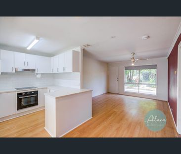 27 Lynelle St, Marsden, Qld 4132 - Photo 6