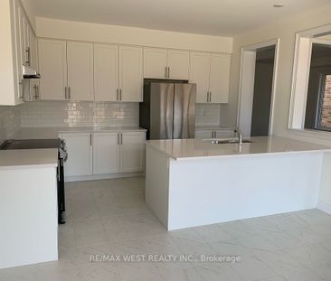 For Lease - 1362 Blackmore Street, Innisfil, Ontario - Photo 6