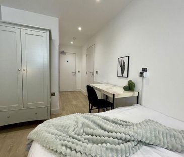 1 bedroom in a house share to rent - Photo 5