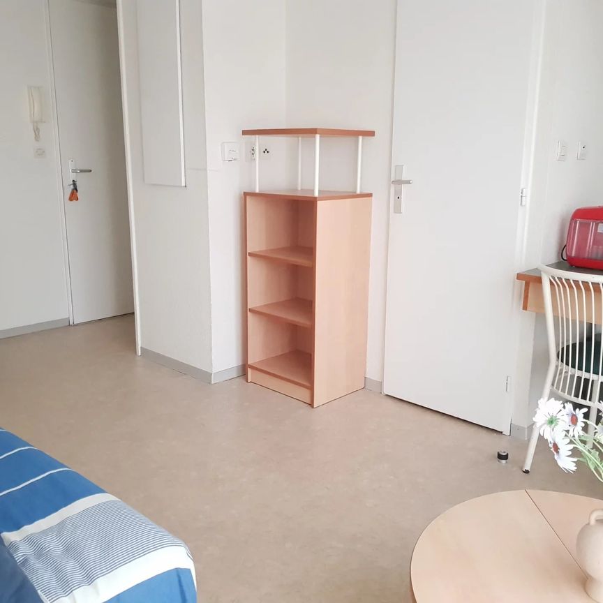 Location Appartement 2 pièces 30m² LA ROCHELLE 17000 - Photo 1