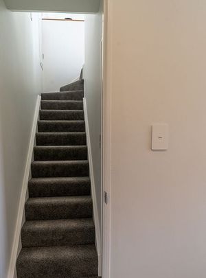 Charming Home in Ngaio! - Photo 1