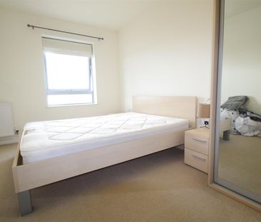 Windsor Court, Mostyn Grove, Bow - Photo 1