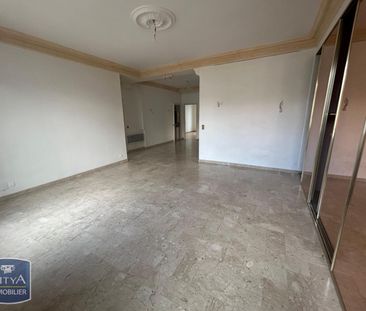 Location Appartement 4 pièces 103m² NICE 06000 - Photo 3