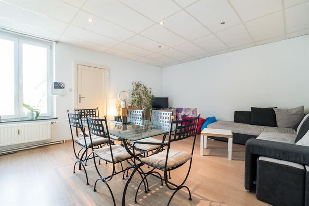 Appartement met twee slaapkamers in Hannut - Photo 1