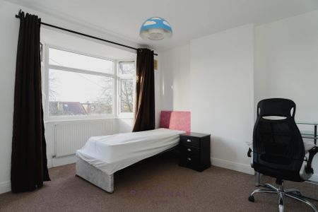 Hobart Road, Worcester Park - Photo 5