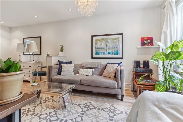 For Lease - 5 Milton Street, Toronto, Ontario - Photo 1