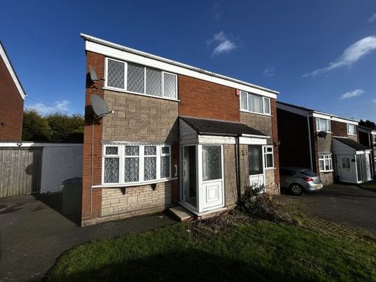 Ascot Close, Oldbury, B69 - Photo 1