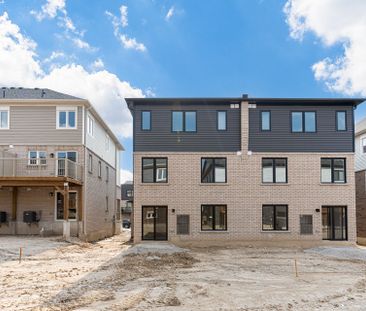 For Lease - 32 Wagon Lane Unit# 6, Barrie, Ontario - Photo 1