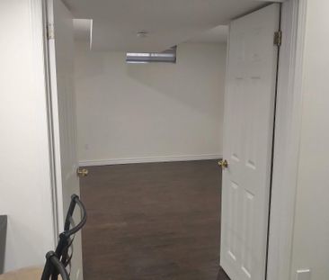 For Lease - 19 Hands Drive Unit# Lower, Guelph, Ontario - Photo 6