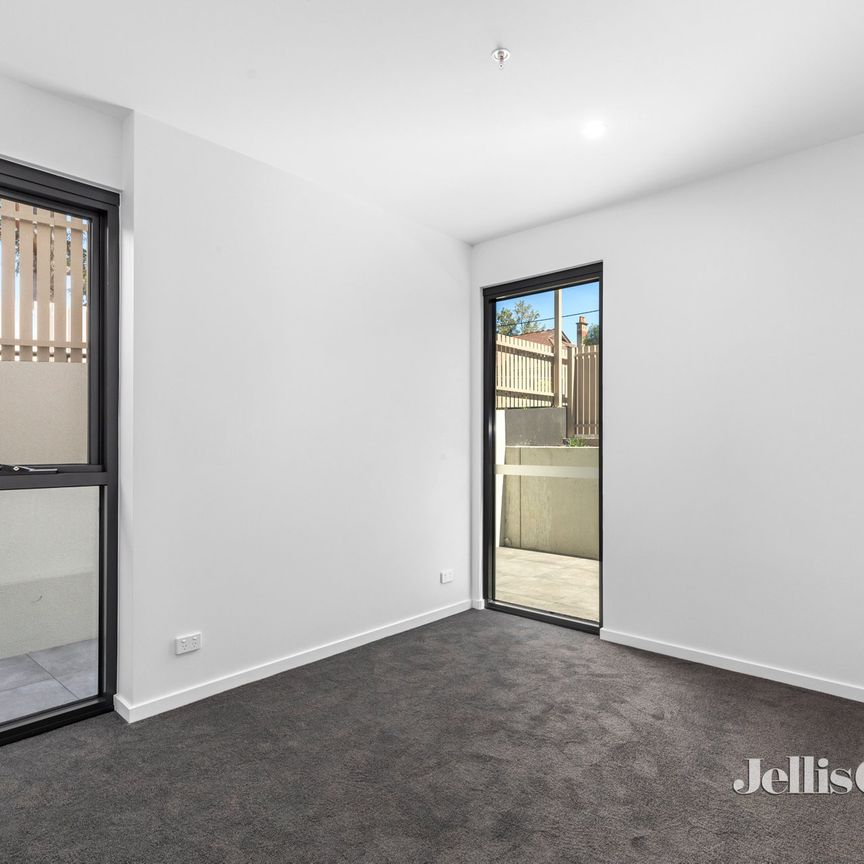 G02/1633-1637 Malvern Road, Glen Iris - Photo 1