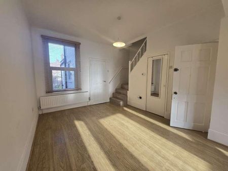 Langham Road, Tottenham, N15 - Photo 2