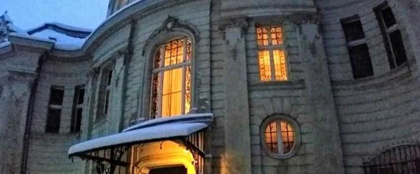 Exklusive 2-Zi Wohnung in historischer Villa am Mirker Hain - Photo 1