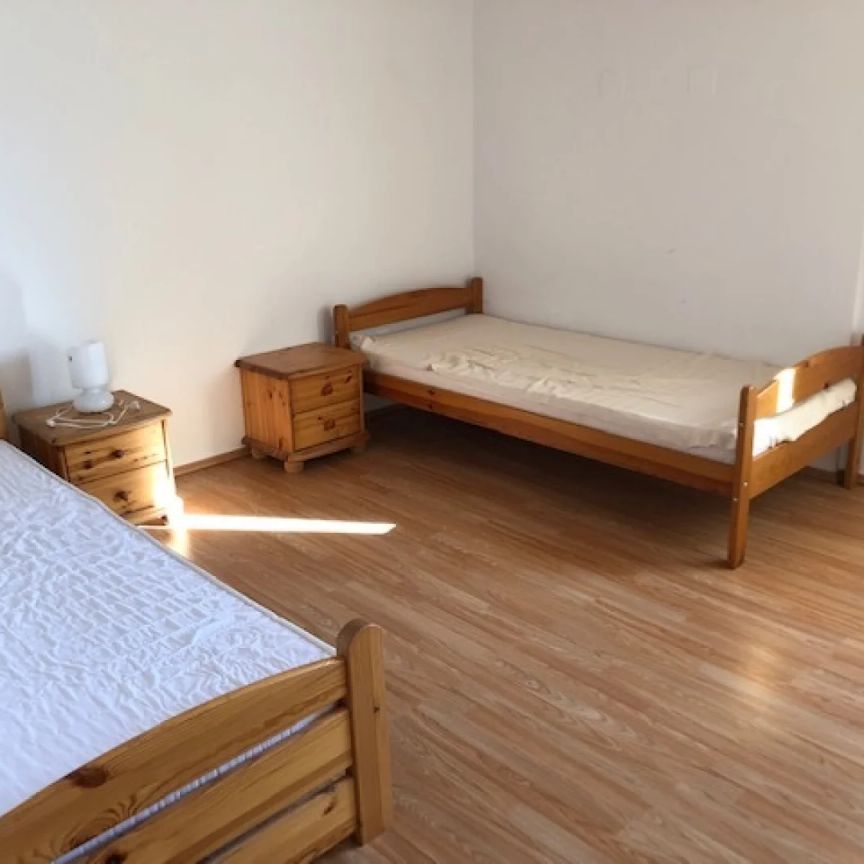 Große 3-Zimmerwohnung mit Einbauküche und großer Terrasse. - Foto 1