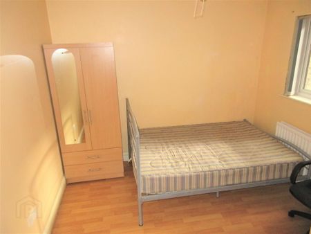 Great Apartment, 80a Fitzroy Avenue, Queens Quarter, Belfast, BT7 1HX - Photo 5