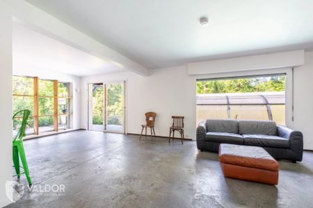 Villa de 6 chambres à louer à Dardilly - 1100m2 de jardin - piscine et calme absolu - Photo 3