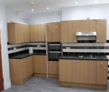 4 bedroom house to rent - Photo 2