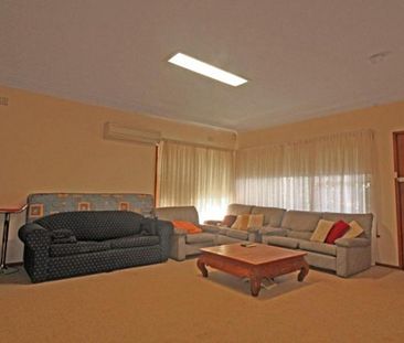 Room 6 / 12 Georgina Avenue, Keiraville, NSW 2500 - Photo 5