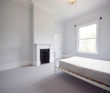 5 Bedroom Terraced To Let - Photo 6