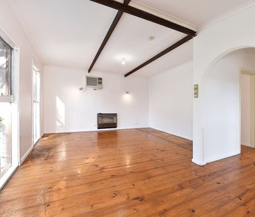 Perfect Location Family Home - Photo 1