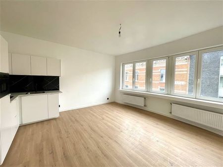 Appartement te huur - Photo 2